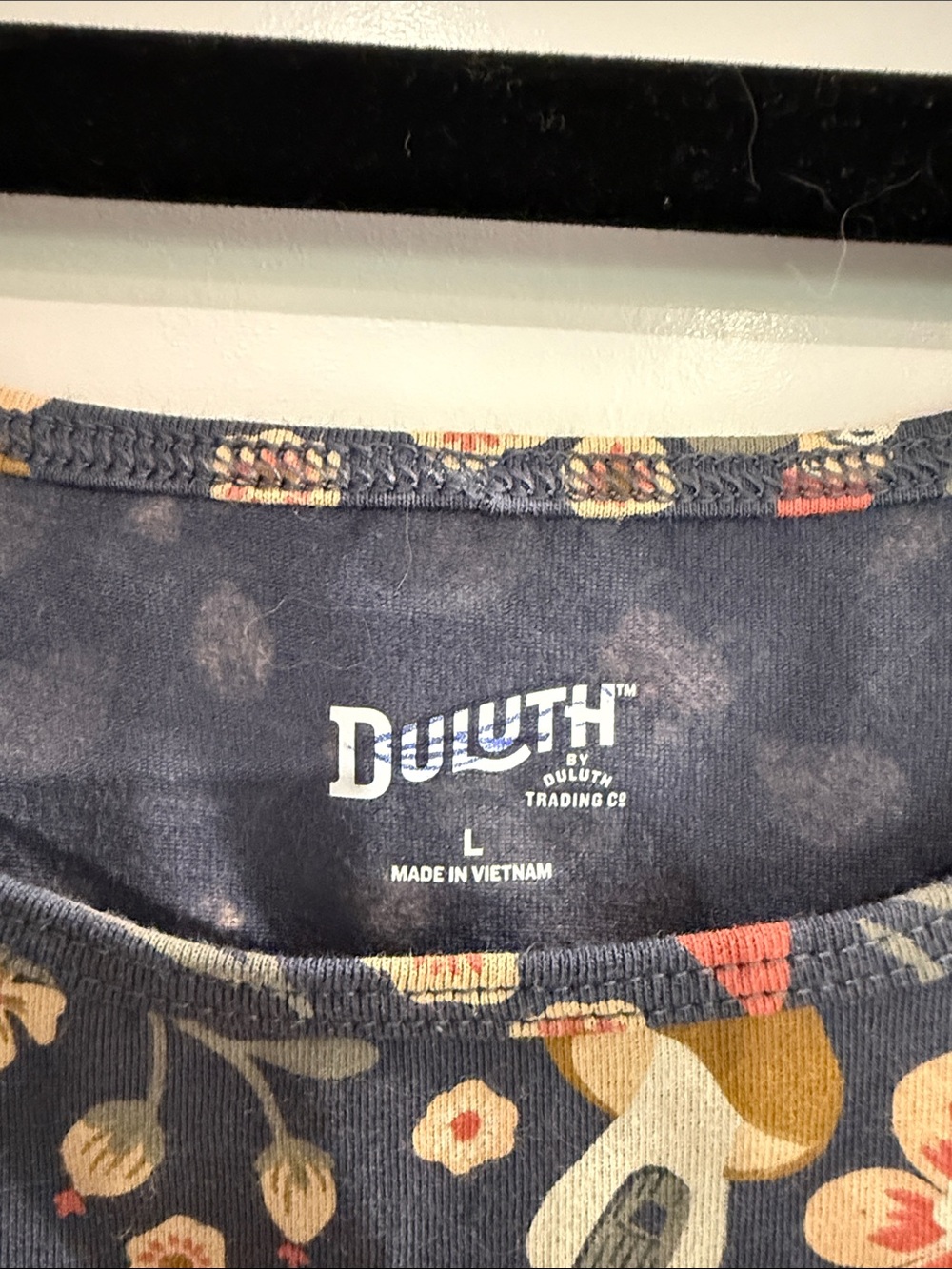 Duluth Trading NWOT Gnome, Floral & Mushroom Print Tank Top - Navy Background - Picture 2 of 4